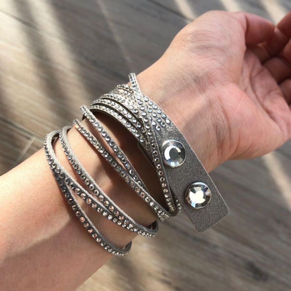 DISCONTINUED, Swarovski Slake Light Gray Wrap Bracelet (choker). BN in Pouch.